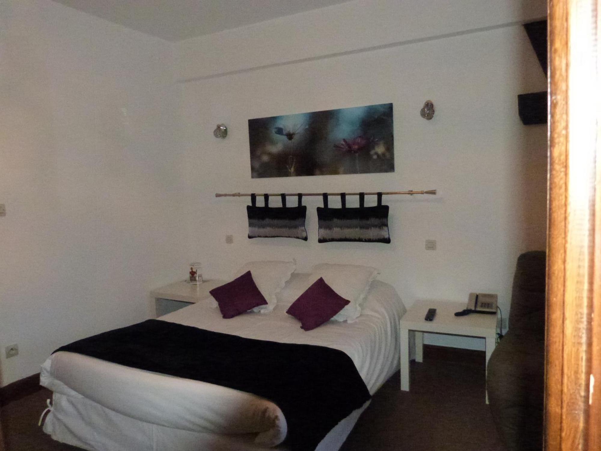Relais De Beze Hotel Room photo